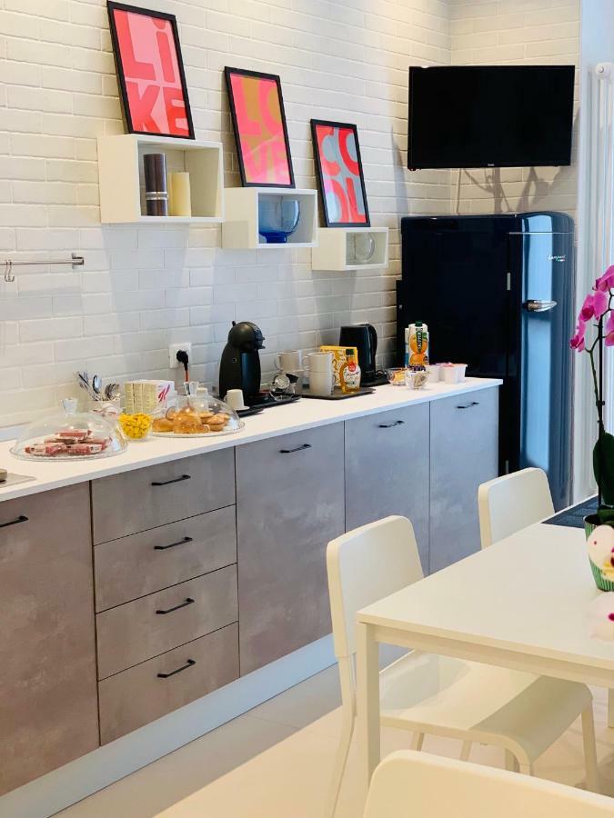 Tuile 34 Bed & Breakfast เลชเช ภายนอก รูปภาพ